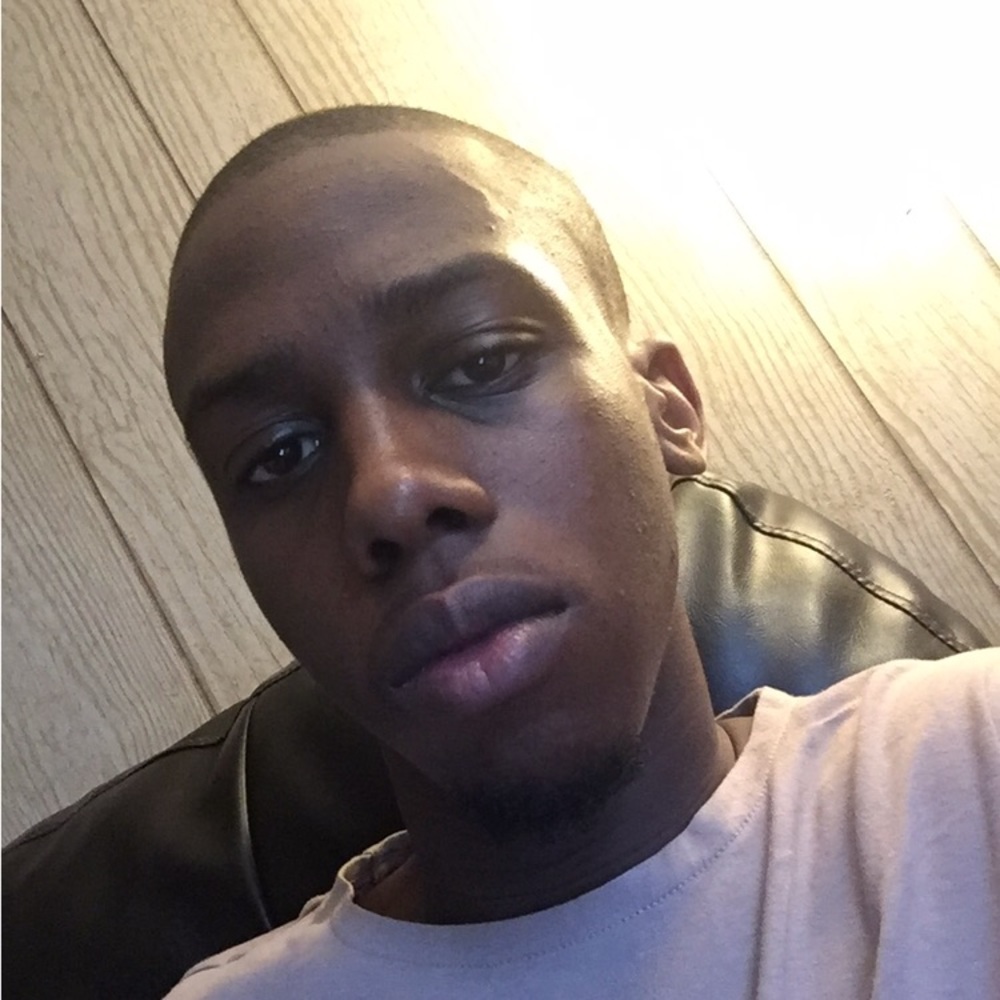 Meet your Posher, Babacar